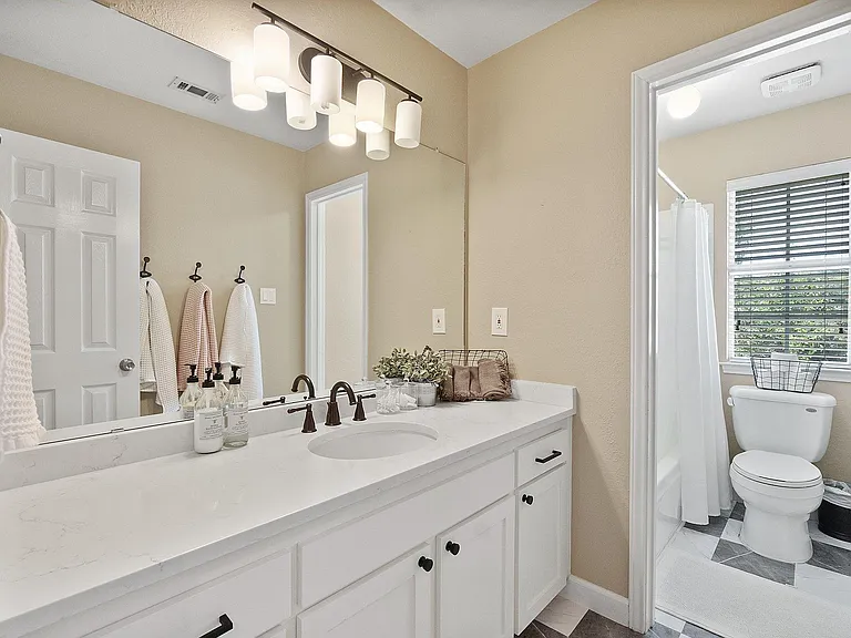 7600 Kiva Dr — Photo 17