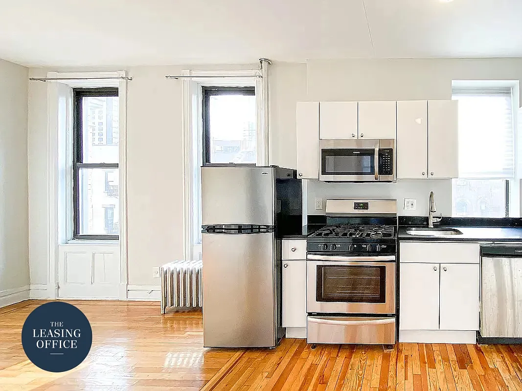 Building Photo - 301 E 91st St #5-E