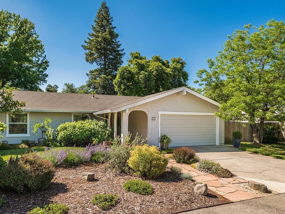 1st image of 8194 Davinda Ct