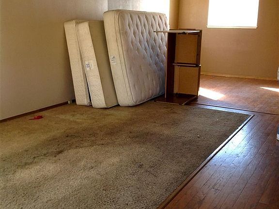 2nd image of 530 Mann Ave