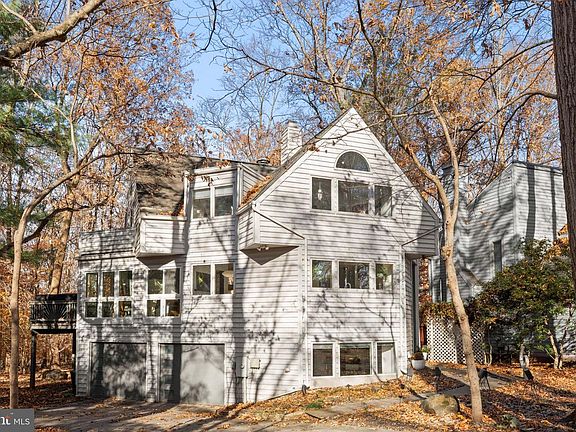 2nd image of 9512 White Spring Way