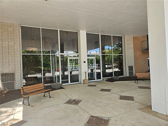 2nd image of 3675 Clague Rd Unit 306