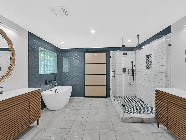 3343 Tampa St — Photo 18