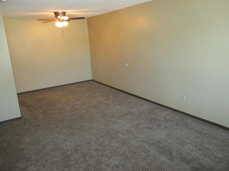 2269 Chaney Rd — Photo 3