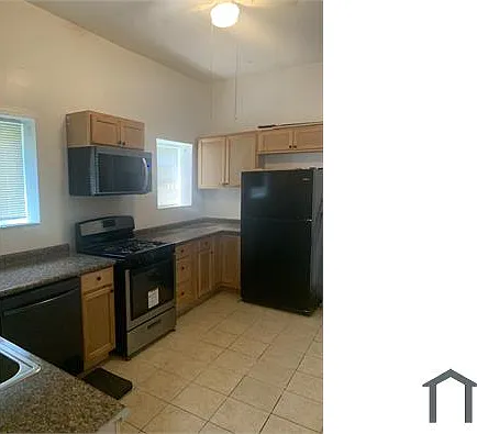 3 bed, 1200 sqft, $1,850 — Photo 1