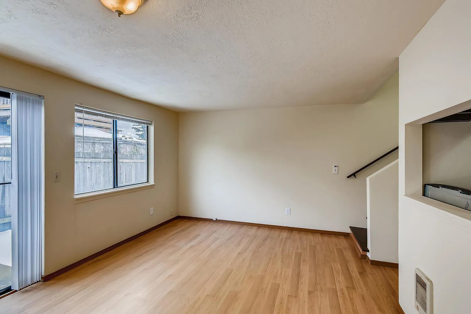 2 bed, 2.0 bath, 1034 sqft, $1,799 — Photo 4