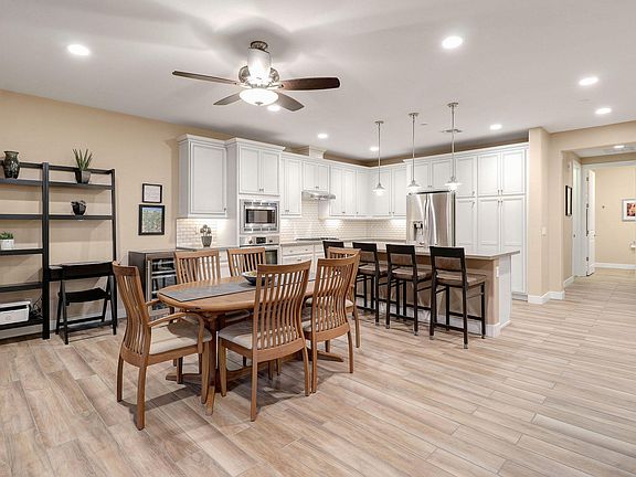 5th image of 10260 E White Feather Ln Unit 1019