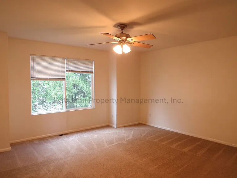1839 Silver Meadow Cir — Photo 10