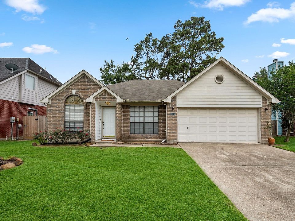 1st image of 2818 Blue Jay Cir