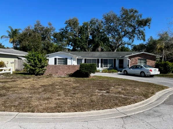 631 Heritage Ln APT A, Largo, FL 33770