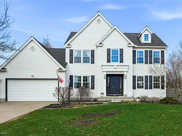 3887 Myrtle Ln, Brunswick, OH 44212