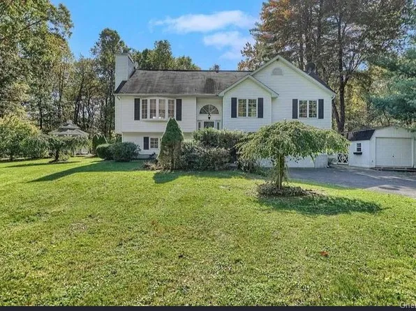 11 Ulster Terrace, Wallkill, NY 12589