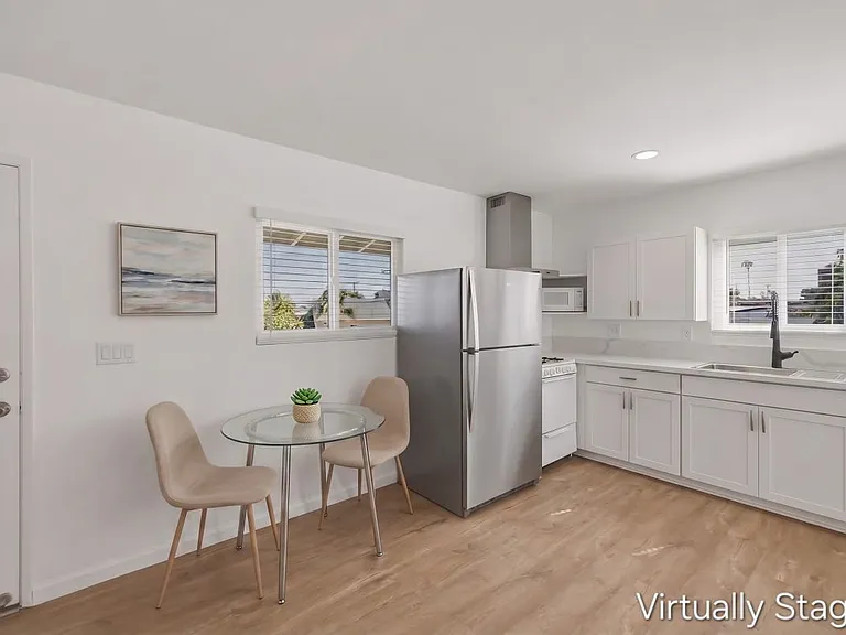 3773 168th St — Photo 2