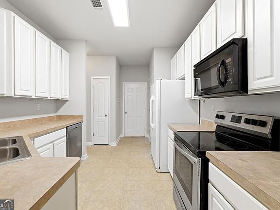 5th image of 1006 Ivydale Cir