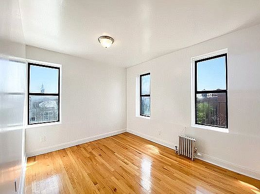 4th image of 562 W 174th St APT 65