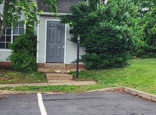 200 Windsor Ridge Ct, Fredericksburg, VA 22405