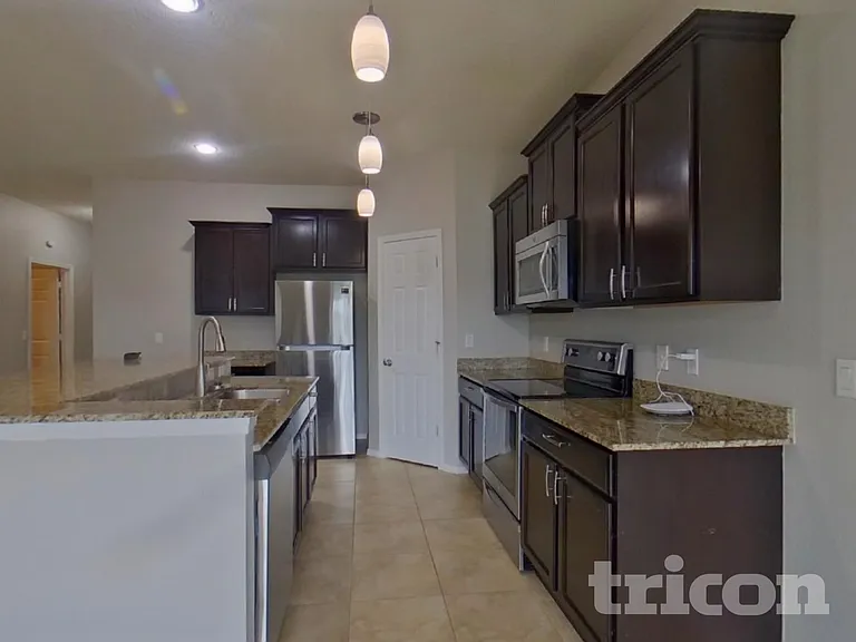229 Giovani Blvd — Photo 5