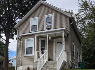 264 6th Ave, Woonsocket, RI 02895