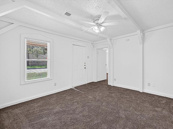4th image of 6029 Rich St