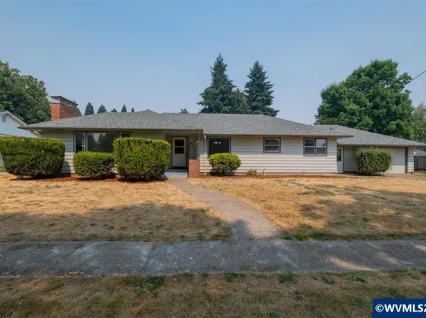 815 Church St, Woodburn, OR 97071