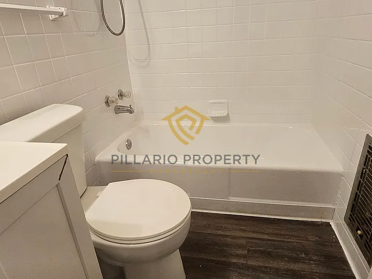 1426 Campbell Ave #1426 — Photo 2