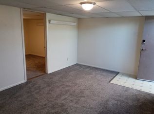 350 S Wagon Wheel Dr #D, Green River, WY 82935
