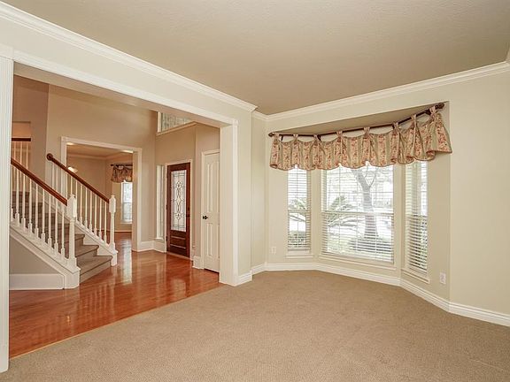 3rd image of 22422 Bellows Bend Dr