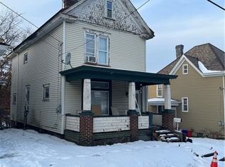 411 N 3rd St, Jeannette, PA 15644