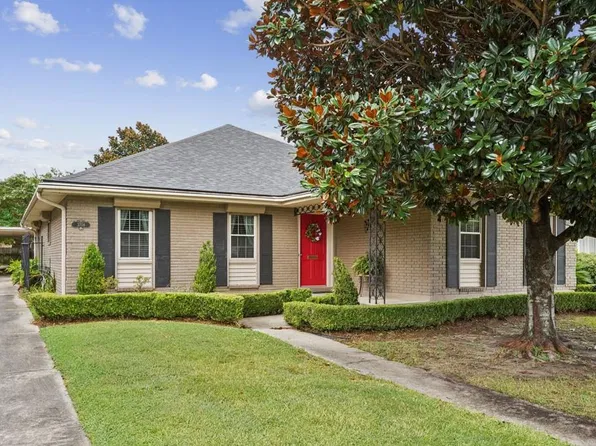 3708 Ferran Dr, Metairie, LA 70002