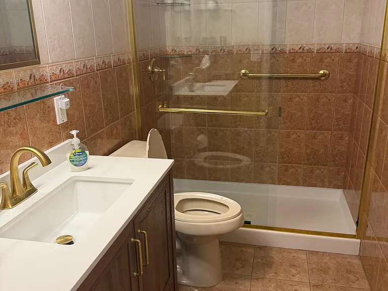 146 Somerset H #146-H — Photo 7