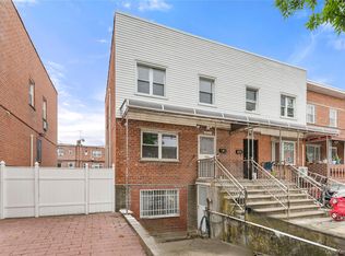 15320 58th Avenue, Flushing, NY 11355