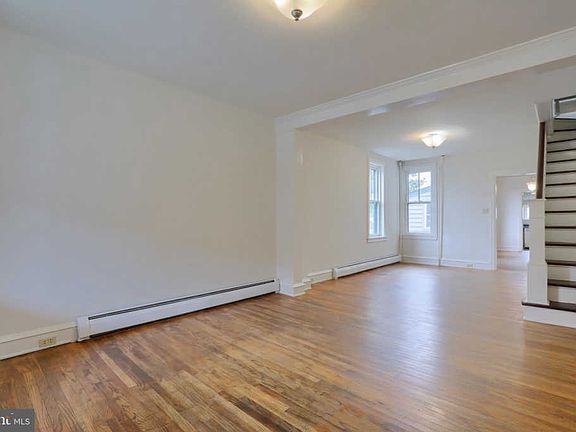 4th image of 111 S 8th St