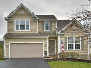 375 Amber Light Cir, Delaware, OH 43015