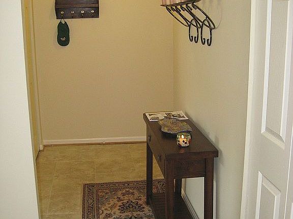 Entrance/Hallway Facing Front Door