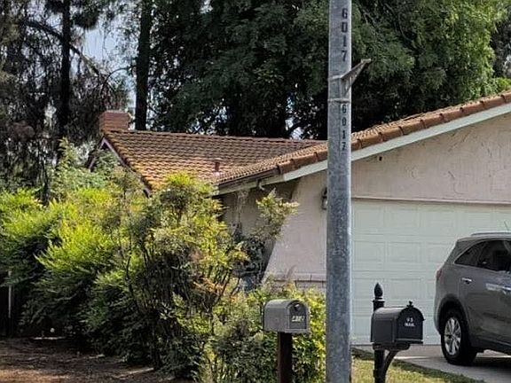 3rd image of 390 N Bush Ave