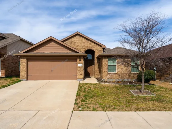 2612 Clarks Mill Ln, Fort Worth, TX 76123