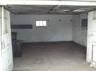 22861 Globe Ave, Warren, MI 48089