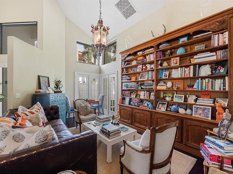 2443 Windsor Way Ct — Photo 9