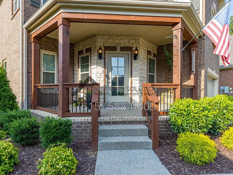 9055 Wheeler Dr — Photo 3