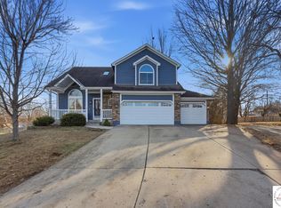 2401 NE Springbrook St, Blue Springs, MO 64014