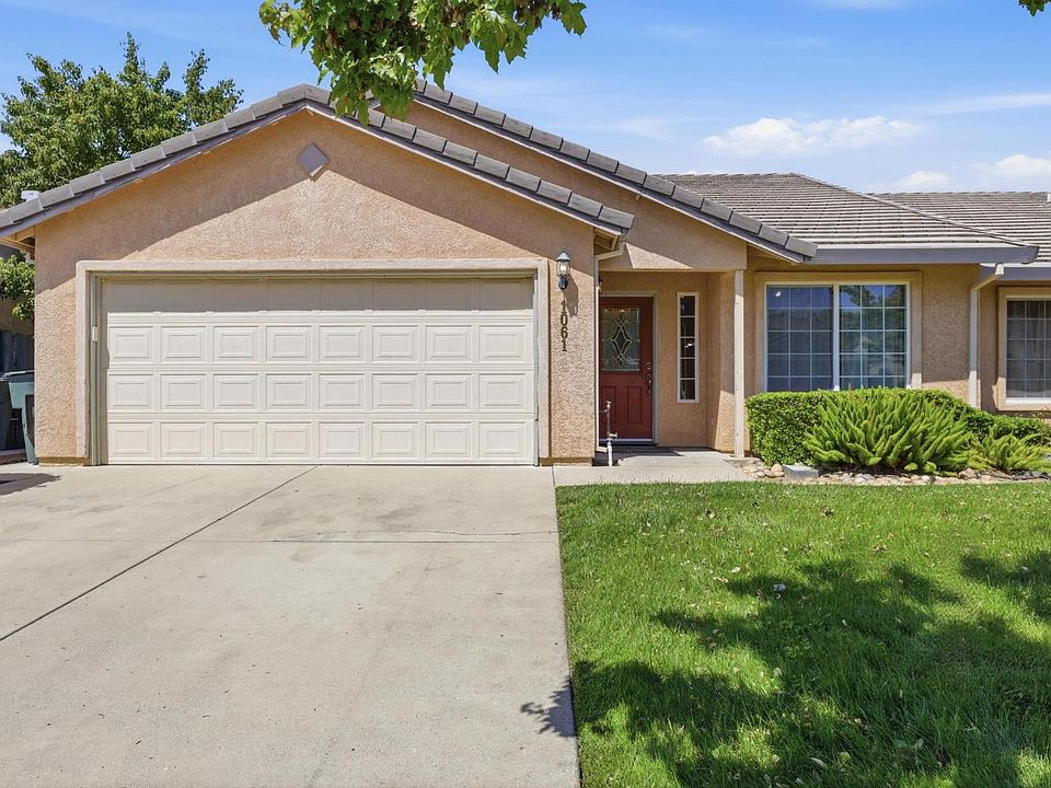 1st image of 1061 Courtyard Dr