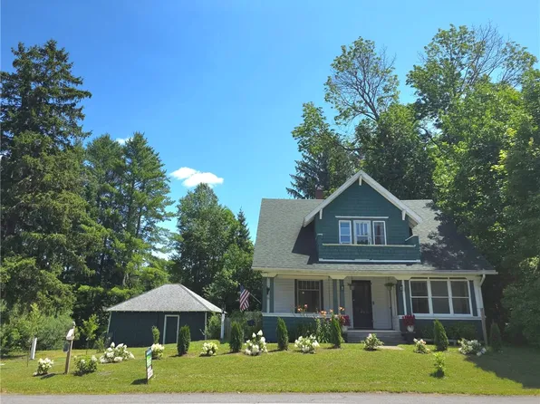 6 S Main St, Milford, NY 13807