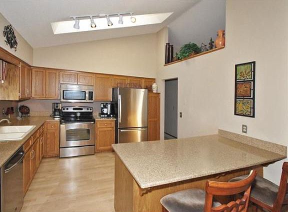 3rd image of 7655 Upper 24th St N