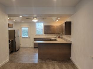 800 W State St, Mascoutah, IL