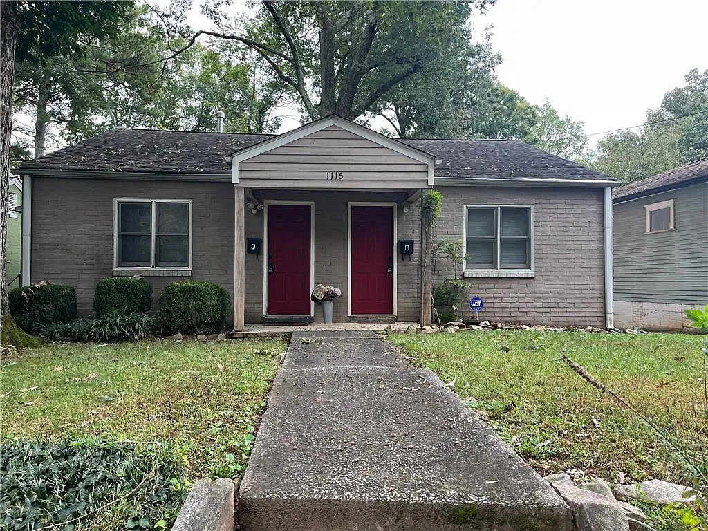 1 bed, 1.0 bath, $1,400 — Photo 1