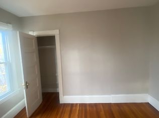 24 Crane St #2, Springfield, MA 01104