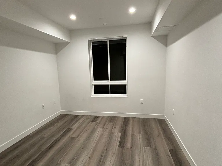 627 N Dillon St #407 — Photo 3