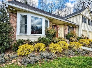11204 Farmland Dr, Rockville, MD