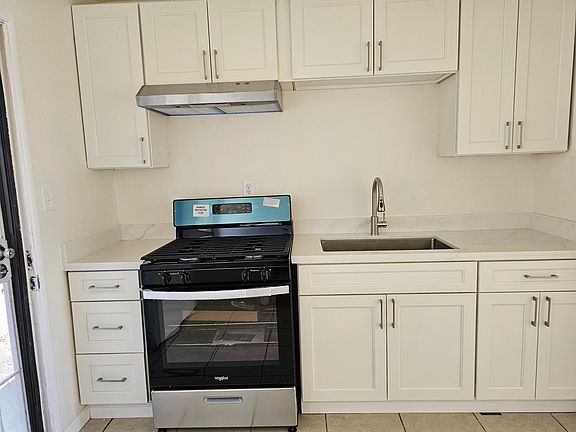 2nd image of 31 Sunset Dr #A