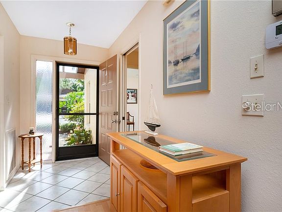 4th image of 662 Linden Dr #0